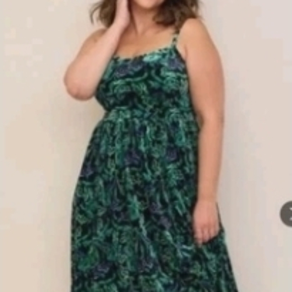 Torrid Green and Purple Floral Midi Dress - Picture 5 of 5